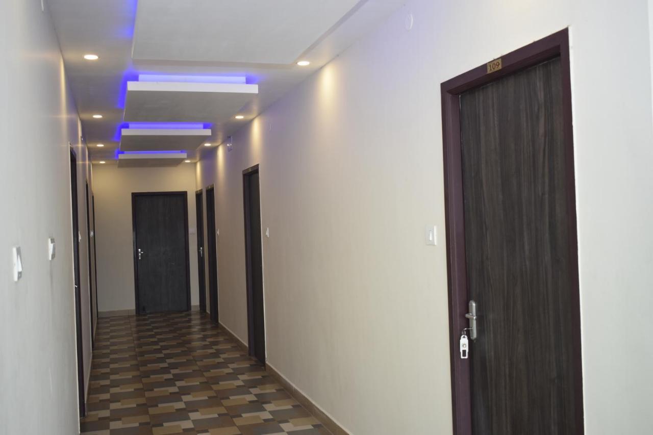 Tsv Hotel Pondicherry Cuddalore Kültér fotó