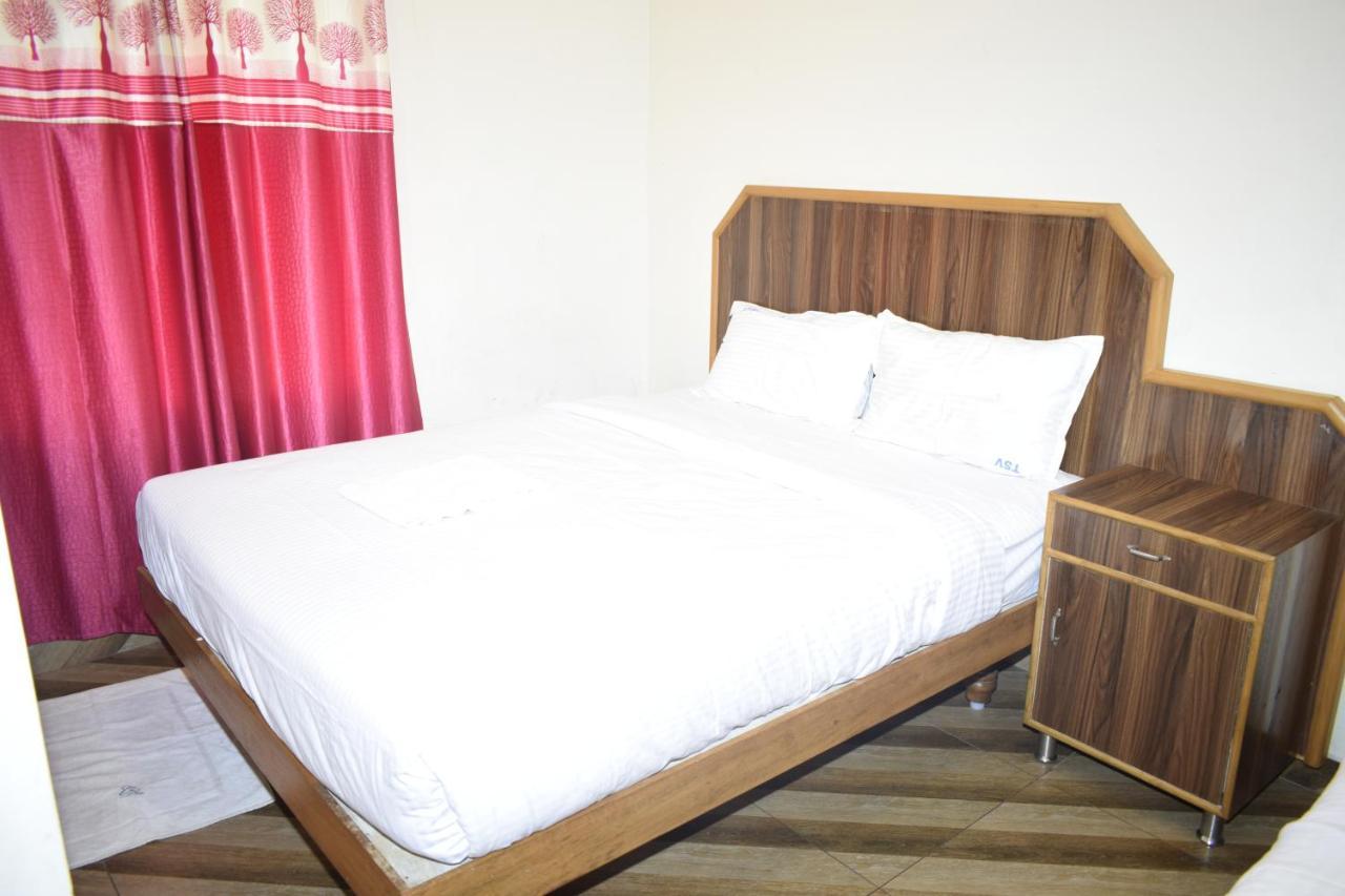 Tsv Hotel Pondicherry Cuddalore Kültér fotó