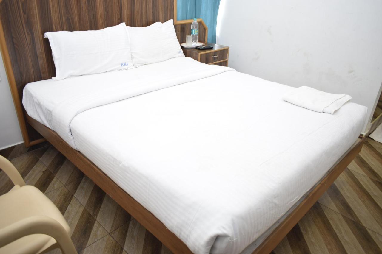 Tsv Hotel Pondicherry Cuddalore Kültér fotó