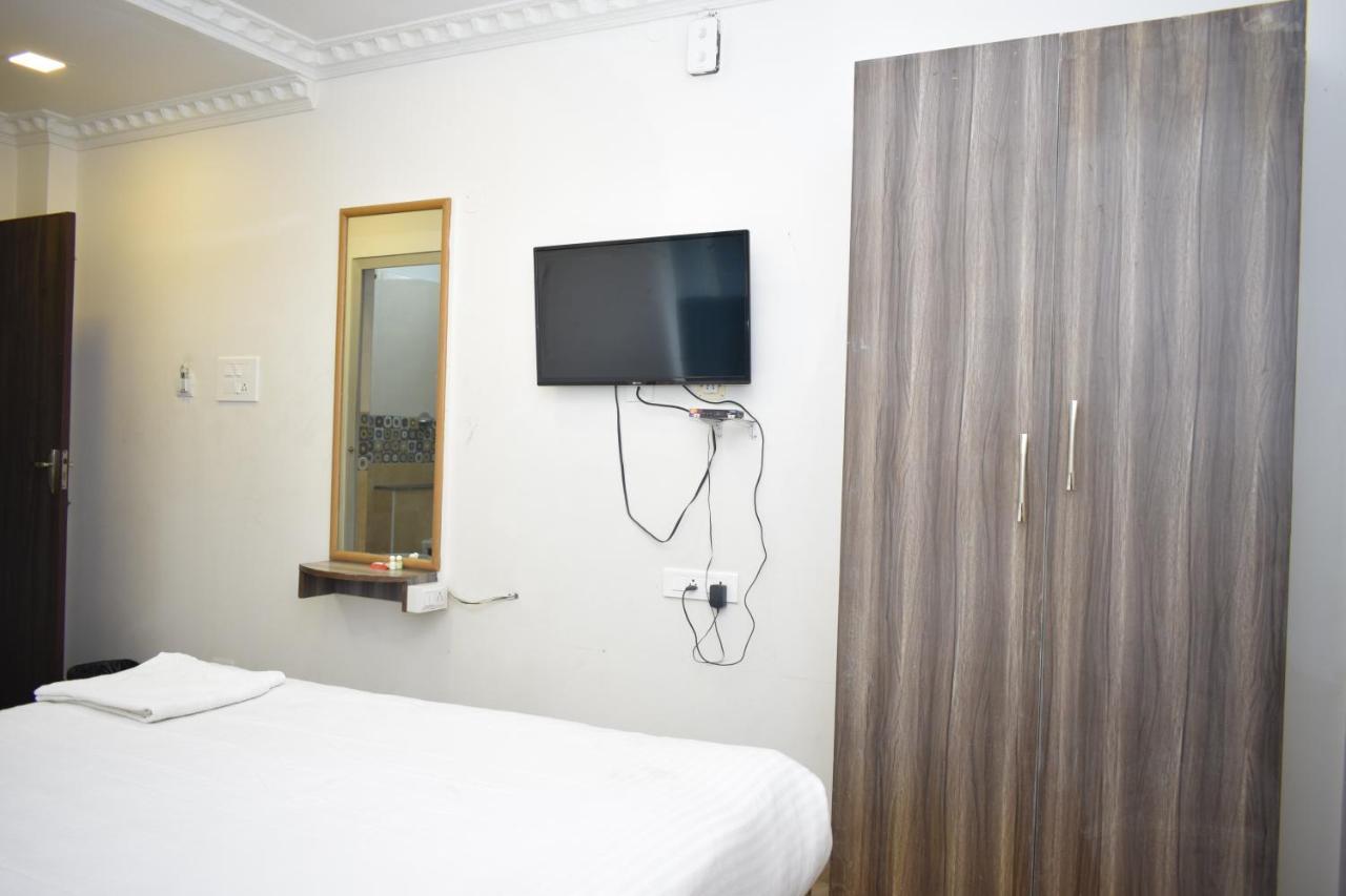 Tsv Hotel Pondicherry Cuddalore Kültér fotó